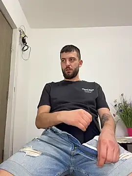 Stripchat Best live sex cam show of Pablo_Hornyguy95