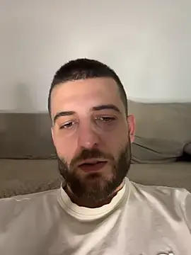 Stripchat Adult Webcams of Pablo_Hornyguy95