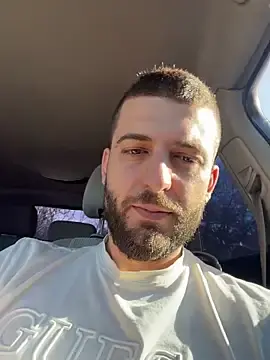 Stripchat Live Porn of Pablo_Hornyguy95