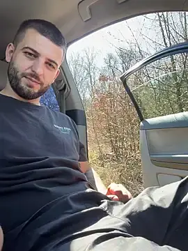 Stripchat Watch Live Sex Cams of Pablo_Hornyguy95