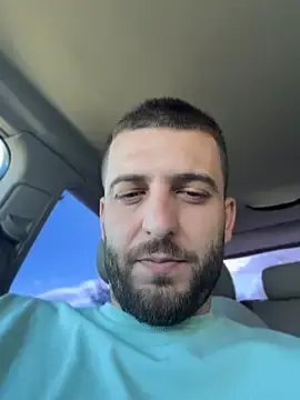 Stripchat Free Live Porn of Pablo_Hornyguy95