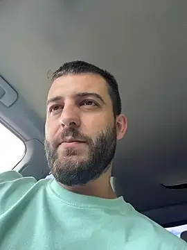 Stripchat Adult Webcam of Pablo_Hornyguy95