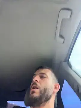 Stripchat Live Porn of Pablo_Hornyguy95