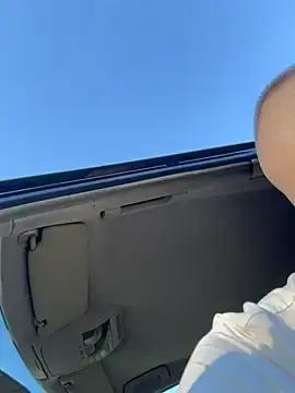 Stripchat Adult Webcam of Pablo_Hornyguy95