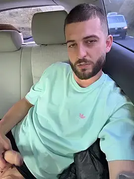 Stripchat Free Porn Cam of Pablo_Hornyguy95