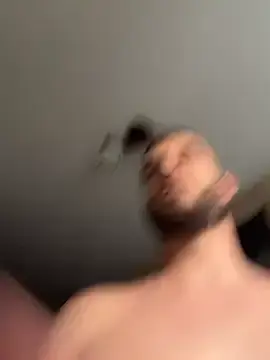 Stripchat Sex Cam of Pablo_Hornyguy95
