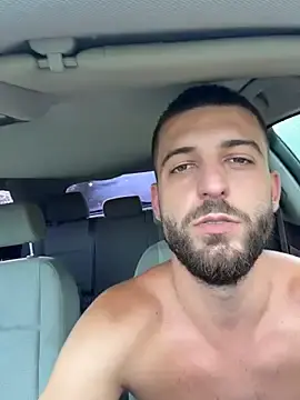 Stripchat Adult Webcams of Pablo_Hornyguy95