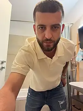 Stripchat Adult Video Chat of Pablo_Hornyguy95