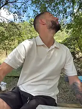 Stripchat Watch Live Sex Cams of Pablo_Hornyguy95