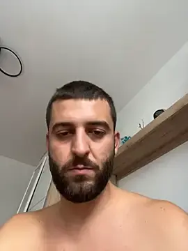 Stripchat Watch Live Sex Cams of Pablo_Hornyguy95