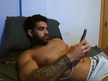 Stripchat Sex Cam of macho_fit