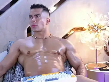 Stripchat Sex Cam of JOEYEVANS