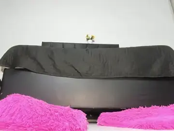 Stripchat Sex Cam of martinaclark