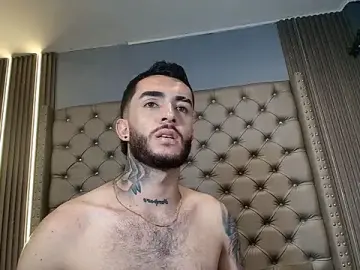 Stripchat Live Sex Cam of Marcelo_ruiz_