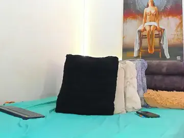 Stripchat Sex Cam of marianaa90