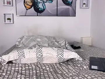 Stripchat Live Sex Cam of wendy_alejo1712