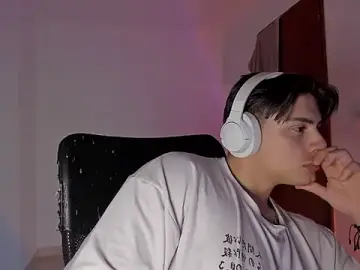 Stripchat Free Live Porn of Giordano_Russo