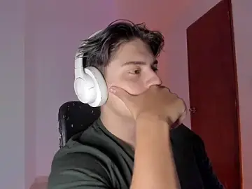 Stripchat Live Sex of Giordano_Russo