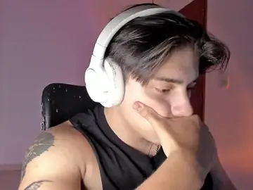 Stripchat Live Sex of Giordano_Russo