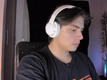 Stripchat Nude Webcam of Giordano_Russo