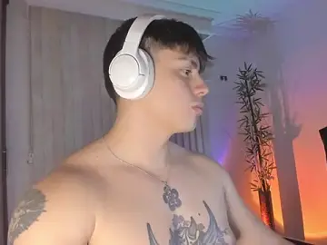 Stripchat Live Sex of Giordano_Russo