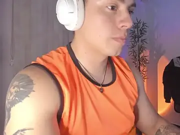 Stripchat Best live sex cam show of Giordano_Russo