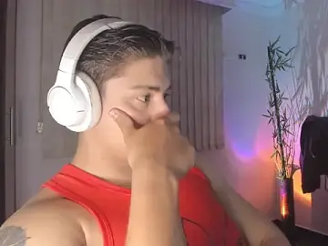 Stripchat Free Porn Cam of Giordano_Russo