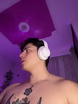 Stripchat Live Porn of Giordano_Russo