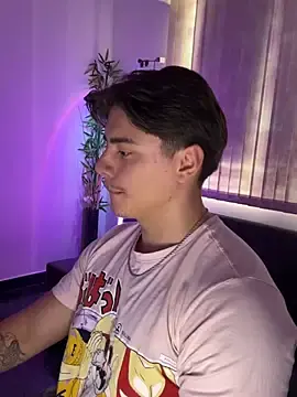 Stripchat Free Porn Cam of Giordano_Russo