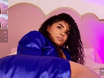 Stripchat Adult Video Chat of NahiaraReina