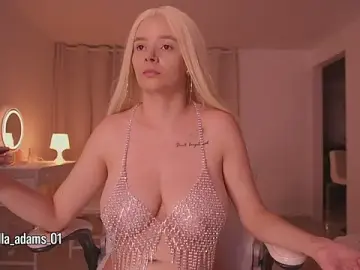 Stripchat Live Porn of bella_adams_