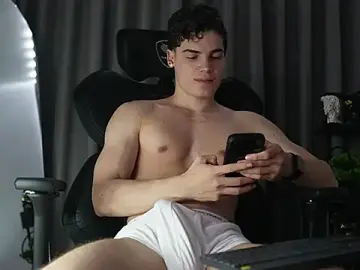 Stripchat Adult Video Chat of Max_cortes1