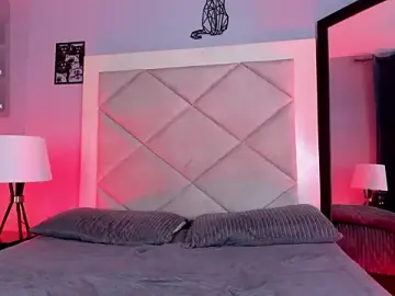 Stripchat Best live sex cam show of Noah__angel