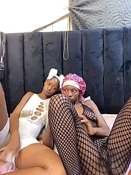 Stripchat Live Porn of LonelyQueenxx25