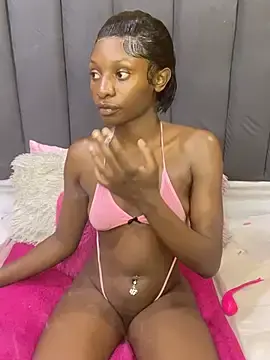 Stripchat Nude Webcam of LonelyQueenxx25