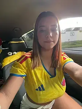 Stripchat Free Live Porn of belaa_1