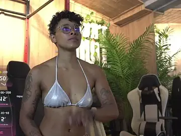 Stripchat Best live sex cam show of kelly_thomson