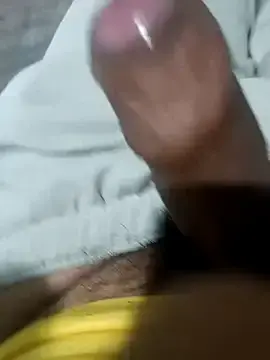 Stripchat Live Sex Cam of wrong_man25