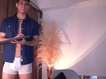 Stripchat Live Sex of Josep_Davies