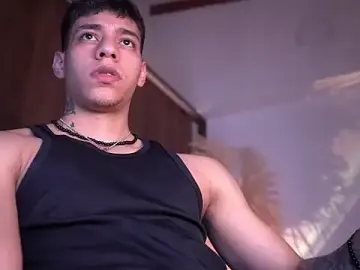 Stripchat Sex Cam of Josep_Davies