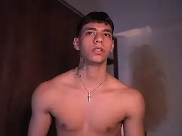 Stripchat Sex Cam of Josep_Davies