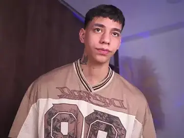 Stripchat Best live sex cam show of Josep_Davies