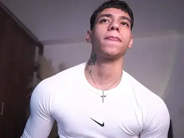 Stripchat Adult Video Chat of Josep_Davies