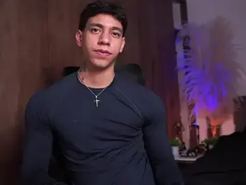 Stripchat Live Porn of Josep_Davies