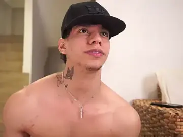 Stripchat Best live sex cam show of Josep_Davies