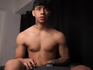 Stripchat Adult Webcams of Josep_Davies