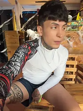 Stripchat Best Webcam of _Tomy08calderon