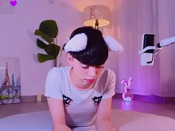 Stripchat Live Sex Cam of sebbyrose
