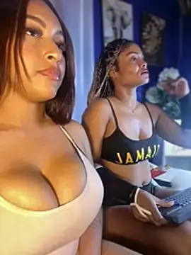 Stripchat Watch Live Sex Cams of SiennaChalmers