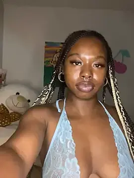Stripchat Sex Cam of TinyBlazian901